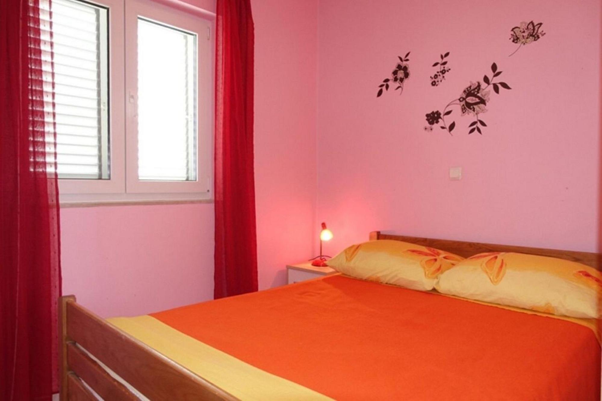 Apartments Ivo Затон Екстериор снимка